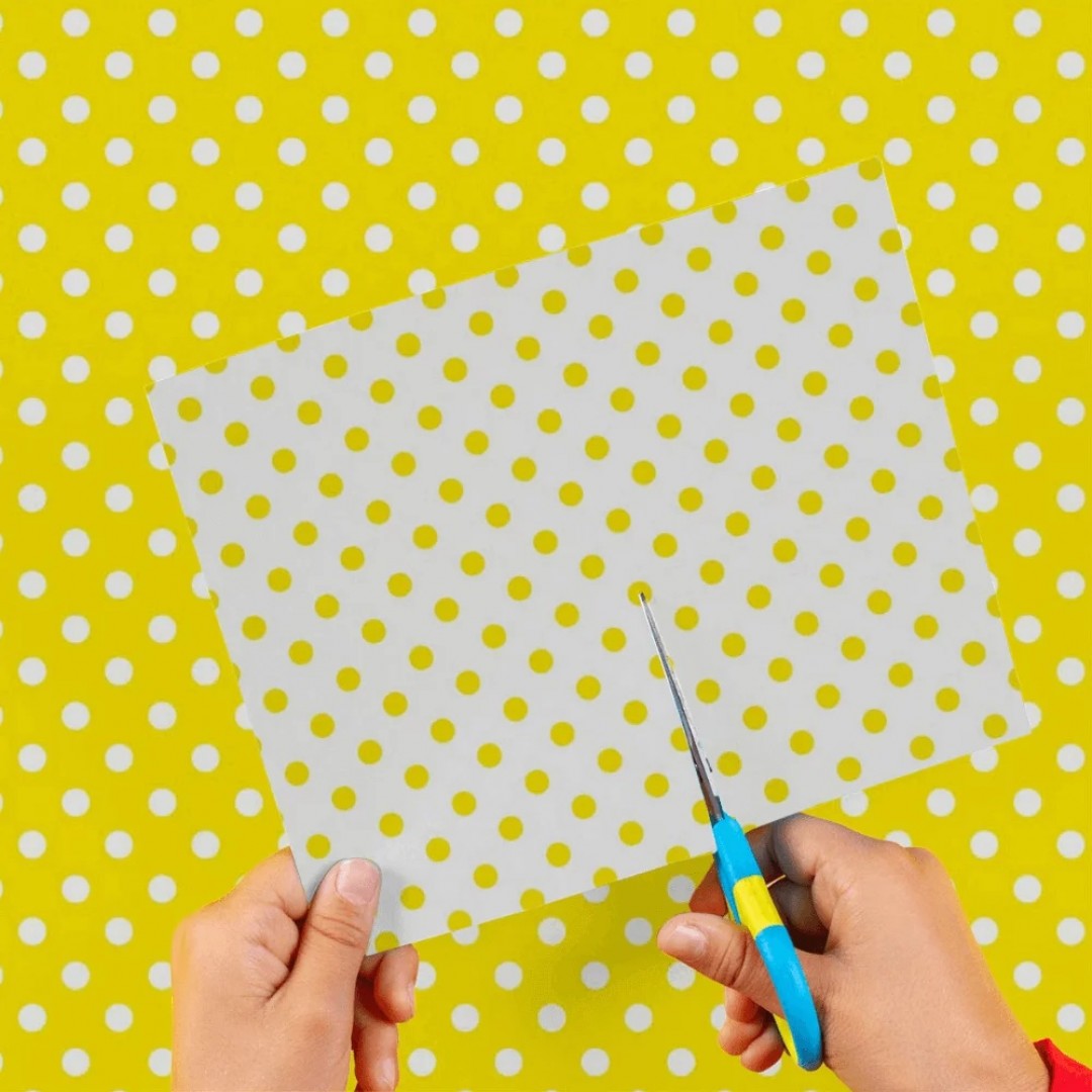 cartulina-entretenida-lunares-fluo-5784