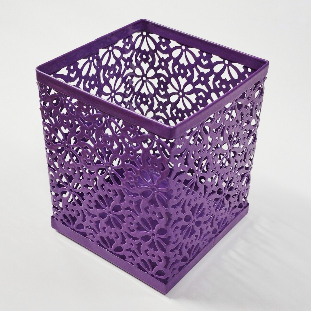 portalapices-cuadrado-calado-violeta-