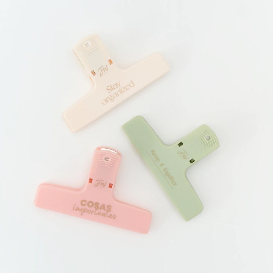 broche-pisa-papeles-fw-minimal-9416